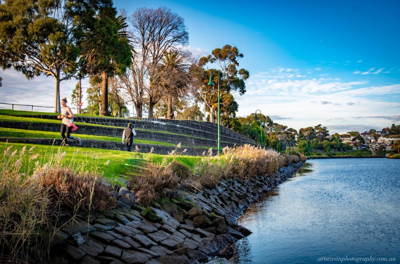 Modern, Clean, Luxury At The Right Price..... Daire Maribyrnong Dış mekan fotoğraf