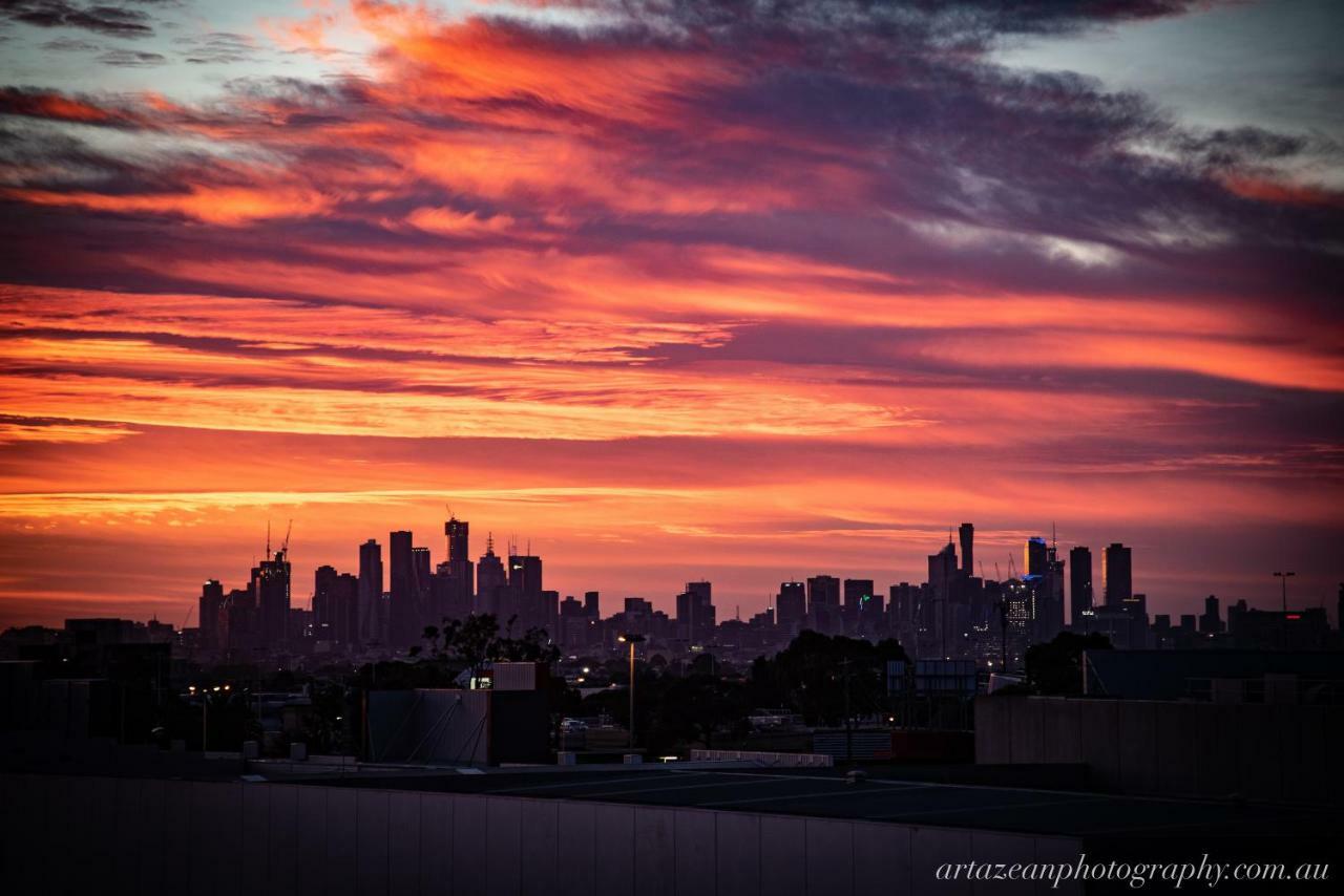 Modern, Clean, Luxury At The Right Price..... Daire Maribyrnong Dış mekan fotoğraf